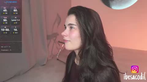 Snapshot of adriana_allen chatting on 07/06/26, 10:45 Adri online show from 07/06/26, 10:45