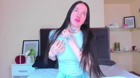 Snapshot of adrianacult chatting on 03/16/26, 01:04 Adriana online show from 03/16/26, 01:04