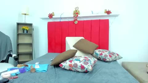 Snapshot of adrianasex_69 chatting on 12/25/24, 04:33 adriana online show from 12/25/24, 04:33