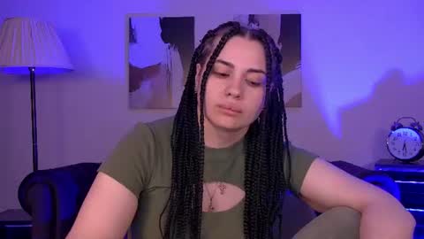 AdrianaTores online show from 06/17/26, 07:15