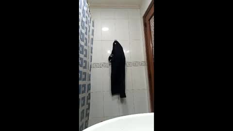 adrianchamonymario12 online show from 04/26/26, 10:07