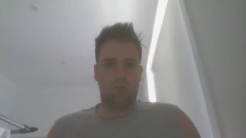 adrianchiodo online show from 10/08/25, 03:26