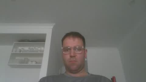 adrianchiodo online show from 12/01/25, 04:17