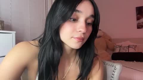 Snapshot of adriannarodriguez chatting on 02/12/25, 04:44 Adrianna  online show from 02/12/25, 04:44