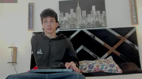 Snapshot of adriano_bigcock chatting on 11/05/25, 04:01 Adrian online show from 11/05/25, 04:01