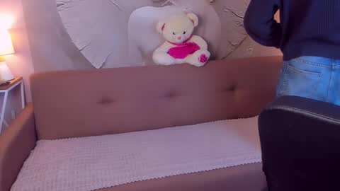Snapshot of adrianoaubert chatting on 03/01/25, 02:37 adrianoaubert online show from 03/01/25, 02:37