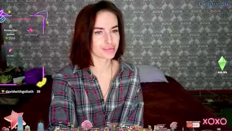Snapshot of adrihanna chatting on 10/02/25, 06:09 Adriana online show from 10/02/25, 06:09