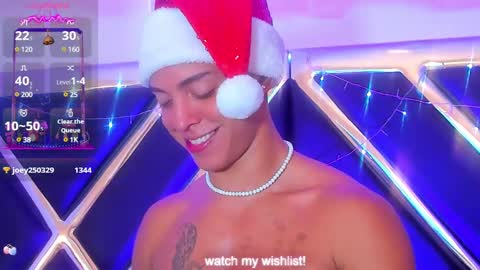 Snapshot of adriianlopez chatting on 12/19/24, 04:57 Adrian Lopez online show from 12/19/24, 04:57