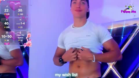 Snapshot of adriianlopez chatting on 12/21/24, 08:10 Adrian Lopez online show from 12/21/24, 08:10