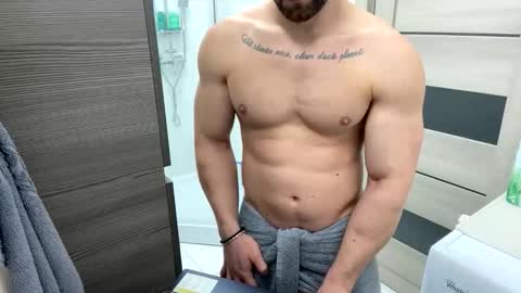 Snapshot of advp69 chatting on 12/16/25, 02:33 Mrrfitt online show from 12/16/25, 02:33