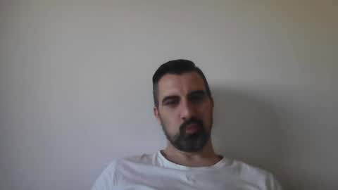 Snapshot of adyyyyyyyyyy35 chatting on 02/09/25, 02:07 Adrian online show from 02/09/25, 02:07