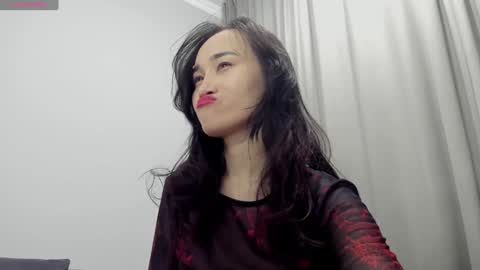 Snapshot of ae_nie chatting on 12/28/24, 02:53 Aenie online show from 12/28/24, 02:53