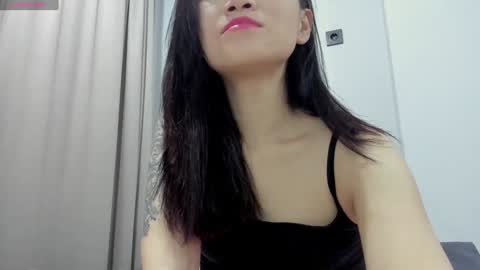 Snapshot of ae_nie chatting on 01/06/25, 10:46 Aenie online show from 01/06/25, 10:46