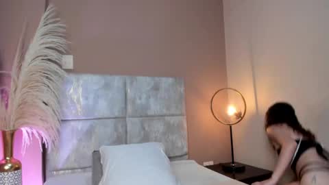 aelinduvalier online show from 11/07/25, 06:08