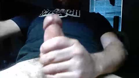 Snapshot of aeonian4 chatting on 05/15/26, 01:45 aeonian4 online show from 05/15/26, 01:45