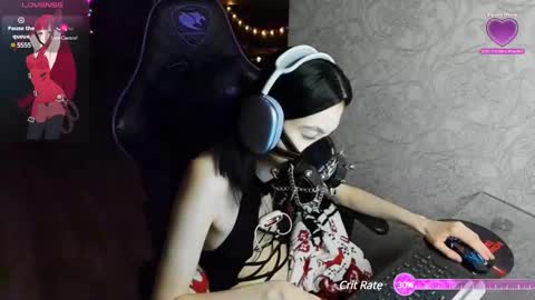 Snapshot of aesthetic_being chatting on 02/15/25, 08:11 Tiana online show from 02/15/25, 08:11