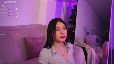 Snapshot of aesthetics__tease chatting on 01/09/25, 06:26 aesthetics__tease online show from 01/09/25, 06:26