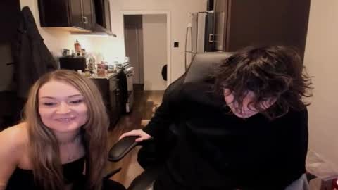 Snapshot of aesus3x chatting on 02/26/26, 03:05 Niko online show from 02/26/26, 03:05