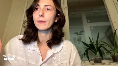 Snapshot of aevra chatting on 12/20/25, 03:41 vegans taste better online show from 12/20/25, 03:41