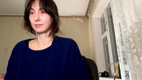 Snapshot of aevra chatting on 02/23/26, 04:37 vegans taste better online show from 02/23/26, 04:37