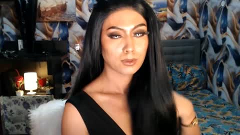 Snapshot of affairtoyourgoddesskhendra chatting on 03/05/25, 03:18 Dominant Goddess Contessa online show from 03/05/25, 03:18