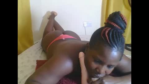 ELIZABETH online show from 09/25/25, 06:28