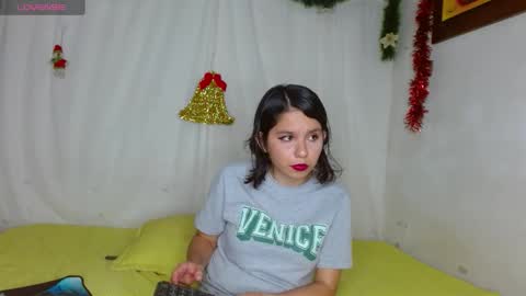 Snapshot of afrodita_024 chatting on 11/24/25, 09:25 afrodita_024 online show from 11/24/25, 09:25