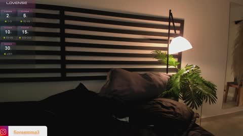 Emma online show from 12/24/24, 01:16