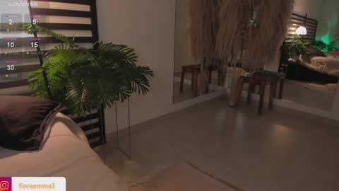 Emma online show from 12/28/24, 09:19