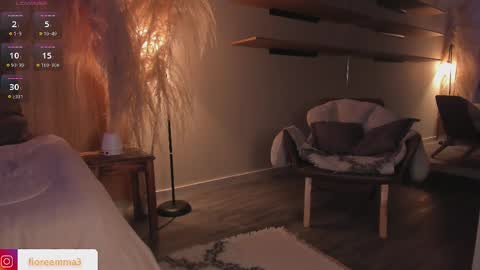 Emma online show from 02/25/25, 01:41