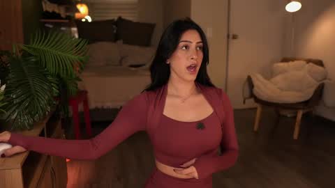 Emma online show from 12/04/25, 11:46