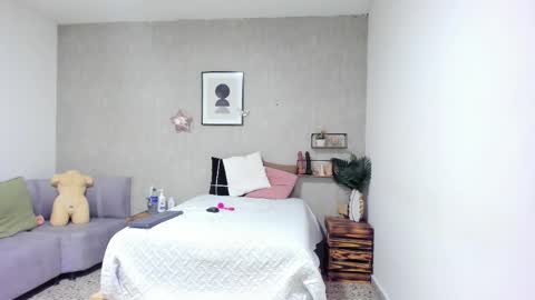 Snapshot of afrodita_martinez chatting on 10/14/25, 10:21 Afrodita online show from 10/14/25, 10:21