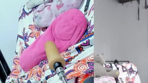 afroditacute16 online show from 11/25/25, 08:42