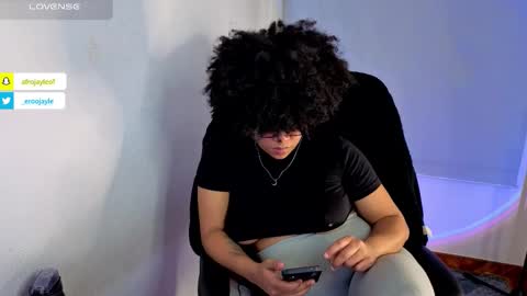 Snapshot of afrojayleof chatting on 11/09/25, 01:26 Jayle online show from 11/09/25, 01:26