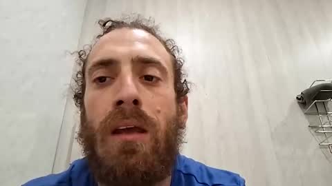 Snapshot of afromanblake chatting on 04/08/26, 02:33 afromanblake online show from 04/08/26, 02:33
