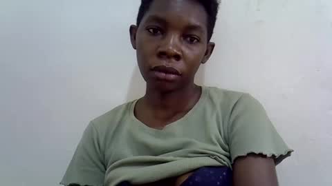 Snapshot of afronubians_ chatting on 01/26/25, 09:19 pink and josphen online show from 01/26/25, 09:19