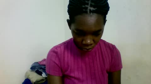 Snapshot of afronubians_ chatting on 02/01/25, 06:00 pink and josphen online show from 02/01/25, 06:00