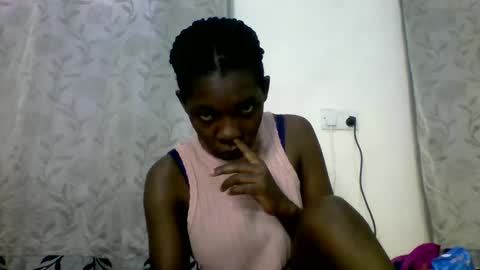 Snapshot of afronubians_ chatting on 02/13/25, 05:37 pink and josphen online show from 02/13/25, 05:37