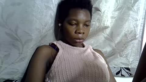 Snapshot of afronubians_ chatting on 03/04/25, 05:21 pink and josphen online show from 03/04/25, 05:21