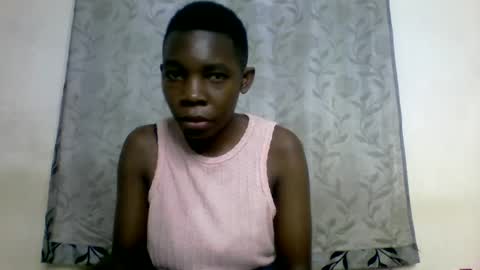 Snapshot of afronubians_ chatting on 03/11/25, 04:54 pink and josphen online show from 03/11/25, 04:54