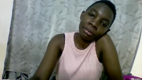 Snapshot of afronubians_ chatting on 03/11/25, 07:58 pink and josphen online show from 03/11/25, 07:58