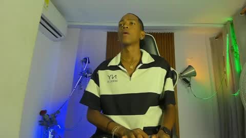afrowayuu online show from 05/26/26, 06:04