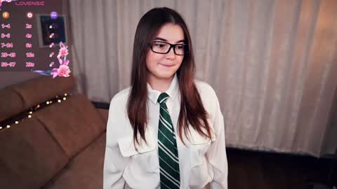 Lana  1800 - 0330 UTC   Mia 0700- 1630 UTC online show from 02/05/25, 06:15