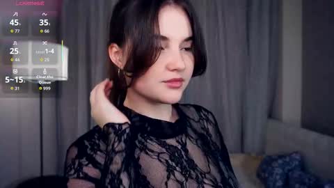 Lana  1800 - 0330 UTC   Mia 0700- 1630 UTC online show from 12/05/25, 06:22