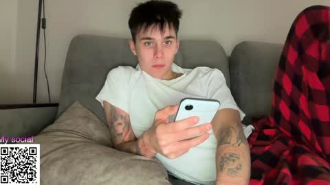 Snapshot of ag_prince chatting on 05/06/26, 11:43 Mark online show from 05/06/26, 11:43