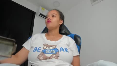 A G A T A  online show from 06/11/26, 08:29