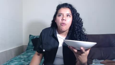Snapshot of agata_c chatting on 04/11/26, 04:50 Agatha online show from 04/11/26, 04:50