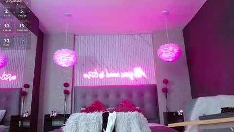 Snapshot of agata_evans_ chatting on 02/08/25, 06:43 AGATA online show from 02/08/25, 06:43