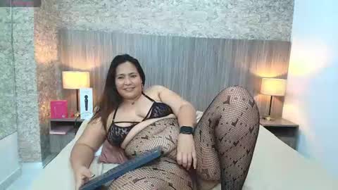 Snapshot of agata_hernandez chatting on 07/13/26, 10:29 Agata Hernandez online show from 07/13/26, 10:29