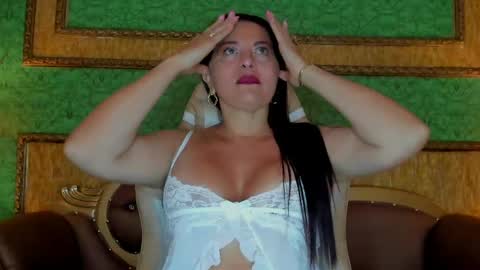 Snapshot of agata_jade chatting on 05/09/26, 12:21 Agata online show from 05/09/26, 12:21